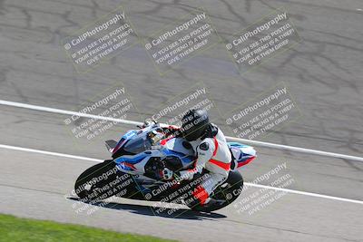 media/Apr-23-2022-Fastrack Riders (Sat) [[cb2d6ae73d]]/LEVEL 3/1115AM TURN 3 AND 4/